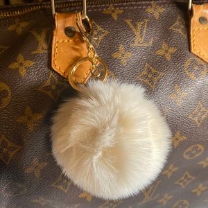 Bag / Purse Pompom Charm #109